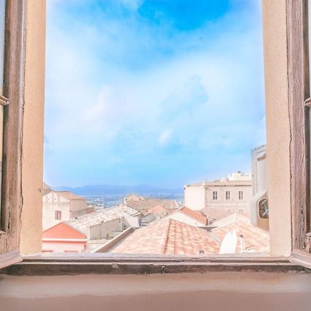 Appartamento Genovesi . Intero Apt . Wifi . Ac Cagliari Eksteriør billede