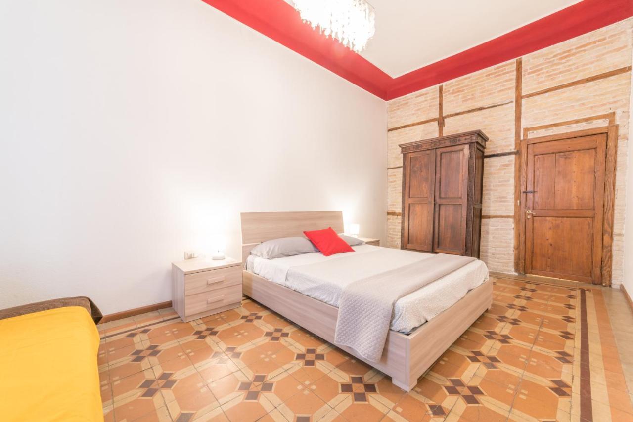 Appartamento Genovesi . Intero Apt . Wifi . Ac Cagliari Eksteriør billede